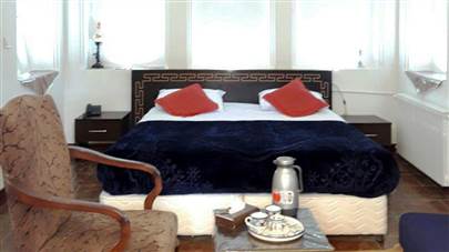 اتاق دو تخته دبل هتل سنتی رویای قدیم یزد